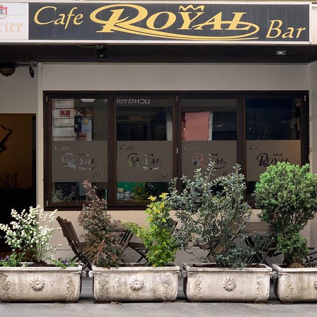 Mittagsmenü Cafe ROYAL Bar Innsbruck